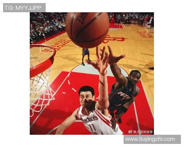 姚明领衔火箭队对决老鹰队的精彩对抗赛回顾与分析